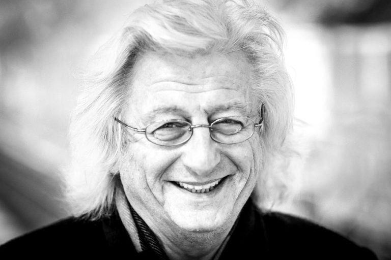 Péter Estérhazy (1950-2016)